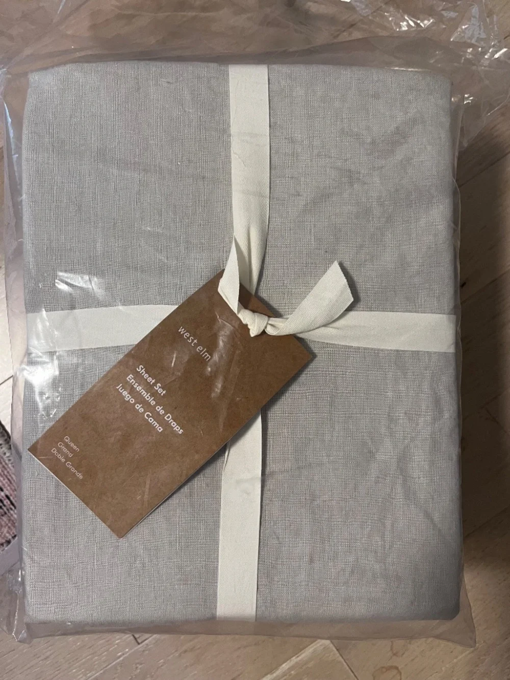 NWT West Elm (Pottery Barn) European Linen Sheet Set QUEEN SIZE Frost Gray